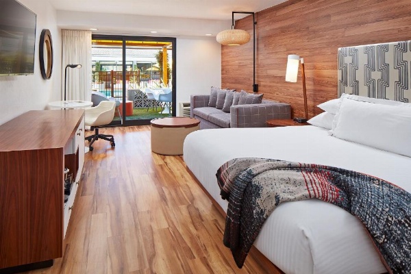 Carmel Mission Inn image 22