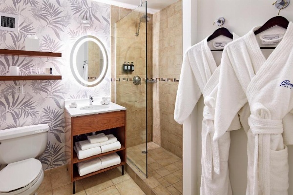 Carmel Mission Inn image 27